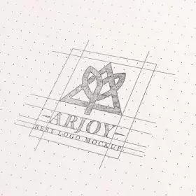 موکاپ طراحی لوگو با مداد